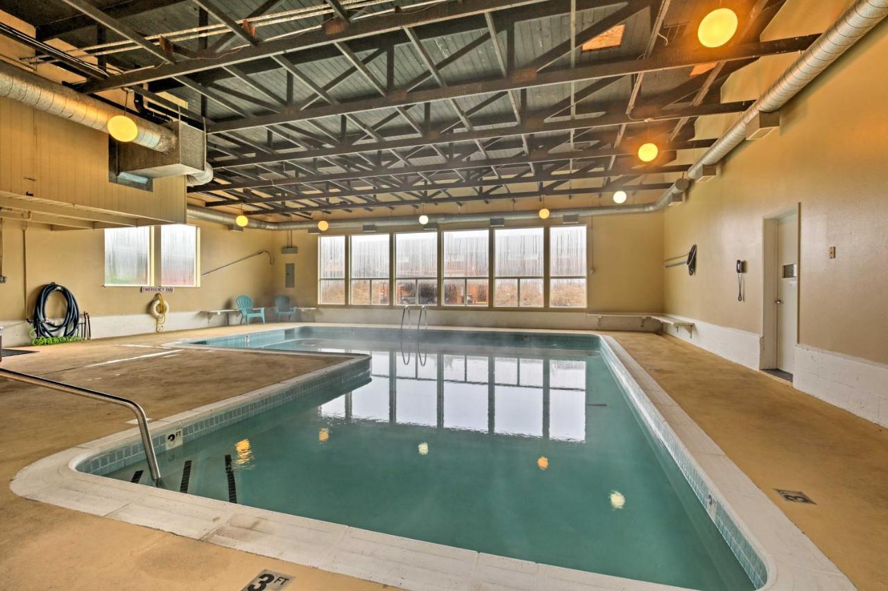 Lincoln Beach Condo With Balcony And Ocean Views! Bagian luar foto